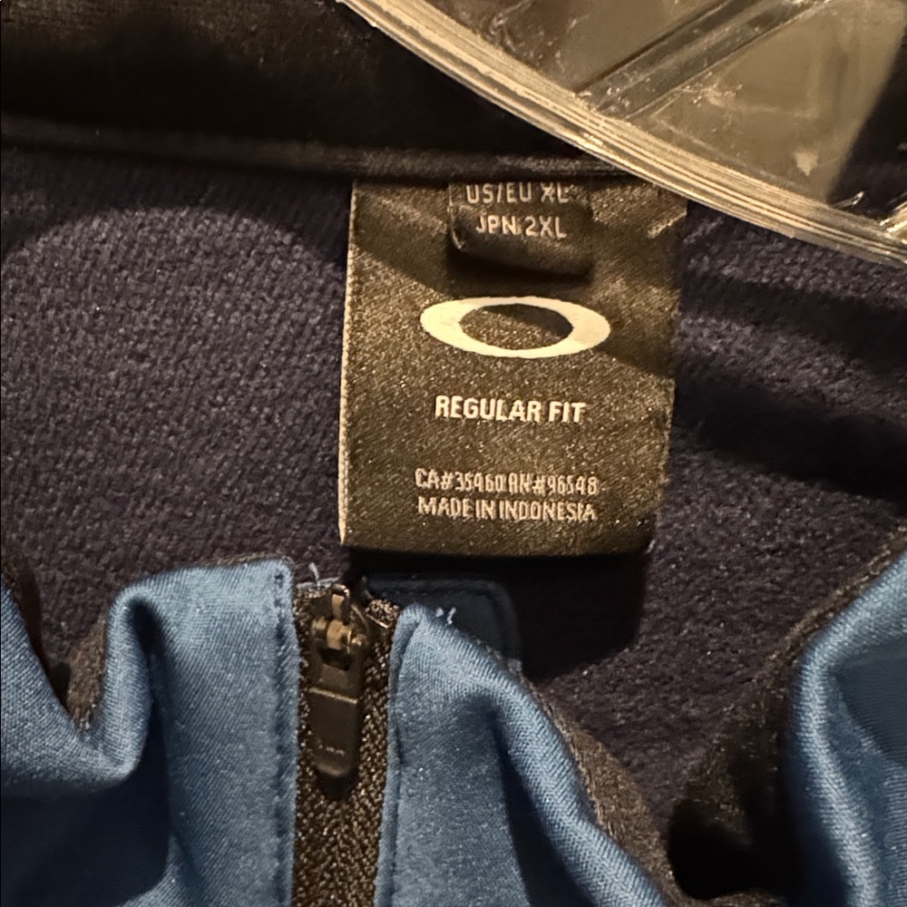 Oakley pullover windshirt XL - Picture 2 of 16